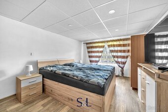 Prodej rodinného domu, 350 m² - Velenice, ev.č. 01011 - 8