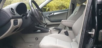 Audi A3 1.6 SPORTBACK - 8