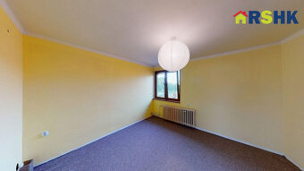 RD s 2 byty 3+1, garážemi, HK, ul. Zelená, pozemek... - 8