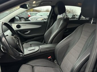 Mercedes-Benz E 220  2022 - 8