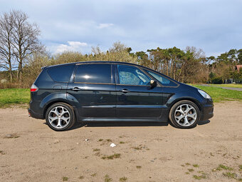 Ford S-MAX 2.2TDCI 129KW,Titanium S,manuál,18",7míst - 8