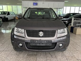 Suzuki Grand Vitara 2.4i Aut. benzín 124kw - 8