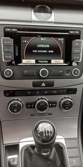 VW PASSAT VARIANT B7 - 1.6TDI r.v.2014 - 8