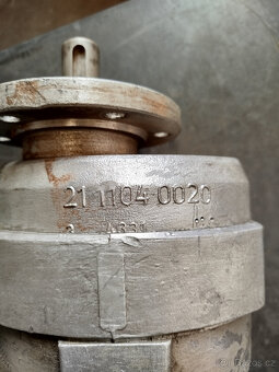 hydraulické čerpadlo 32 l,pravotočivé - 8