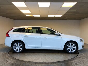 VOLVO V60 D2 DRIVE-E SUMMUM - 8