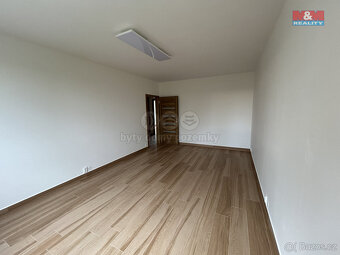 Pronájem bytu 2+1, 60 m², Louny, ul. 17. listopadu - 8