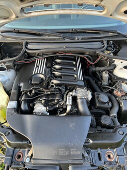 Bmw e46 330d 142 kw - díly - 8