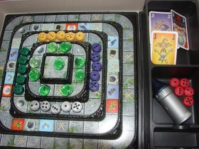 Společenské hry, deskové hry, karetní hry, rodinné hry. Brno - 8