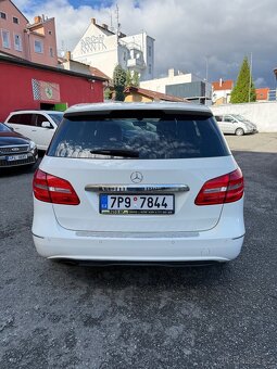 Mercedes-Benz B180 CDI • Automat • 2014 • 80 kW • Zachovalý - 8