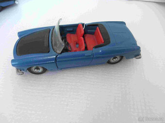 PREDAM konvolut Peugeot v 1:43 od SOLIDO,DINKY,ELIGOR - 8