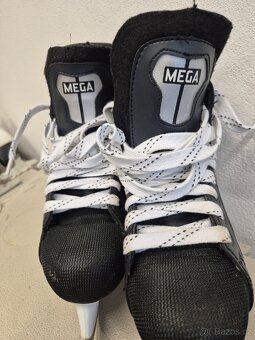 Hokejove brusle Mega 2.0 ....38 - 8