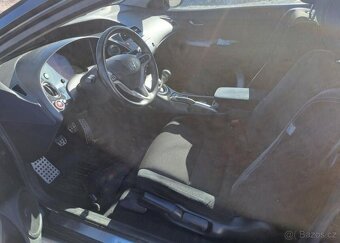 Honda Civic 2,2 i-CTDi Type S nafta manuál 103 kw - 8