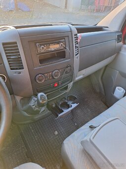 VW CRAFTER L2H2 103KW MALÝ NÁJEZD - 8