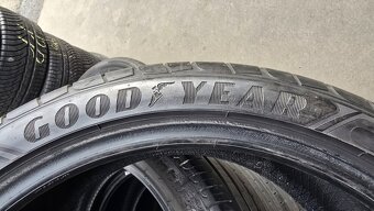 Letní pneu 255/35/19 Good Year Run Flat - 8