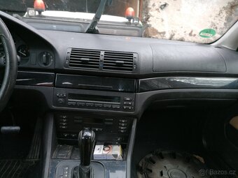 E39 523i - 8