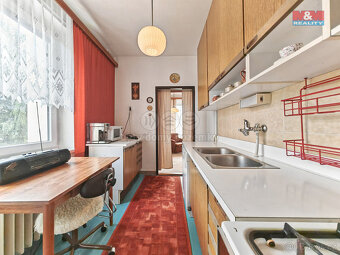 Pronájem bytu 3+1, 67 m², Pardubice, ul. Družstevní - 8
