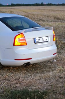 Škoda Octavia RS 2.0 TFSI - 8
