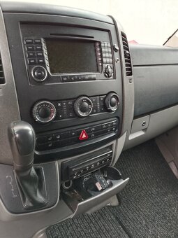 Mercedes sprinter 319 cdi V6 - 8
