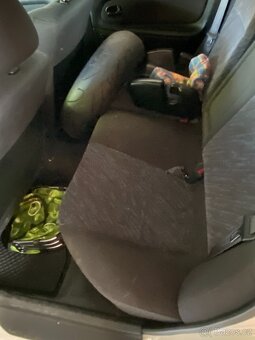 Mazda 323 F 2.0 GT V6 rok 1995 - 8