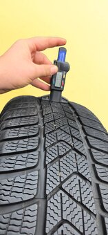 17" disk BMW X1 se zimními pneu 225/55/17 - zánovní - 8