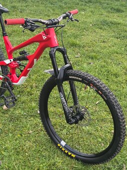 YT JEFFSY UNCAGED - 8