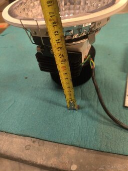 ZAPUŠTĚNÉ PODHLEDOVÉ SVÍTIDLO PHILIPS - 8