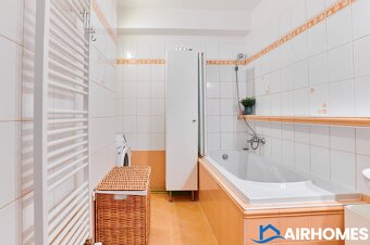 Mezonetový byt 4+kk (93.39 m²) se sdílenou zahradou (255 m²) - 8