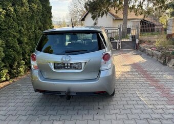 Toyota Verso 1,8 VVTi Top stav, výhř sedad benzín - 8