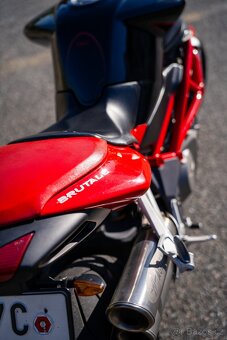 MV Agusta Brutale 910 - 8