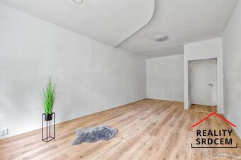 Pronájem bytu v os. vlast. o velikosti 3+1+/74 m2 na ul. Čsl - 8