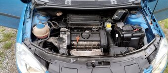 Škoda Roomster 1.6 Benzín - 8