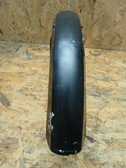Babetta 207 přední blatník - 8