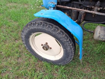 Traktor Zetor 4011 – pojízdný - 8