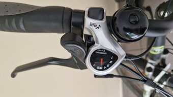 Dámské městské elektro kolo LECTRON s zadním nábojem a bater - 8