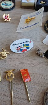 Vojenské odznaky a přívěšky - 8