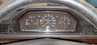 Prodám Mercedes-Benz 124 300 D - 8