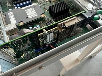 Fujitsu Server RX2540 M4, 64GB RAM, lyžiny, no HDD - 8