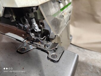 Průmyslový stroj JUKI overlok - 8