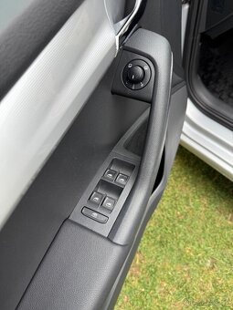 Škoda octavia III 2.0 110kw - 8