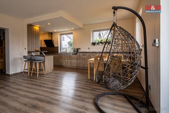 Prodej rodinného domu, 155 m², Sulice, ul. K Hájku - 8