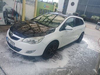 Opel Astra - 8