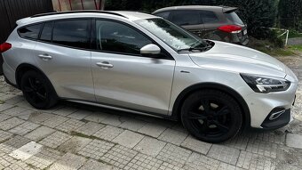 Ford Focus 2.0 Active sport st Full výbava - 8