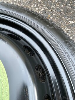 Úzké rezervní kolo Audi Mercedes R19 - 8