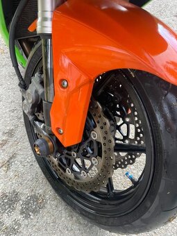 KAWASAKI ZX-10R NINJA 2008 - 8