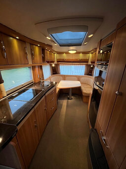 Hymer Nova 545 AUT. MOVER, KLIMA, PŘEDSTAN LUXUSNÍ KARAVAN - 8