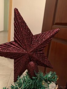Malý vánoční stromek s LED osvětlením + ozdoby - 8