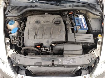 ŠKODA OCTAVIA II 1.6 TDi 77KW,2010,COMBI,AMBIENTE,ALU,ZÁVĚS. - 8