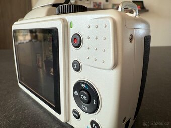 Fotoaparát BenQ - 8