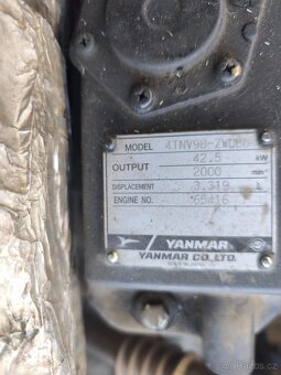 Pásové rypadlo Bobcat E80 - 8