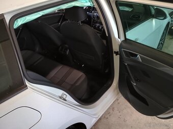 Prodám VW golf 7 1.6 TDI 81kw - 8